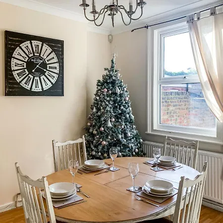 Waverley - Quaint Victorian With Free Parking Apartman York