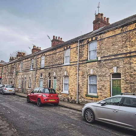 Apartman Waverley - Quaint Victorian With Free Parking *
