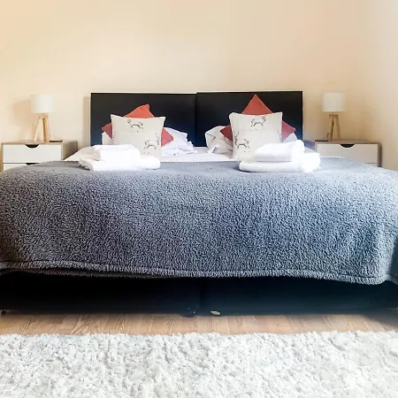 Waverley - Quaint Victorian With Free Parking