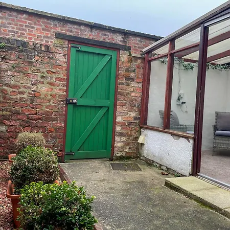 Waverley - Quaint Victorian With Free Parking Apartmán